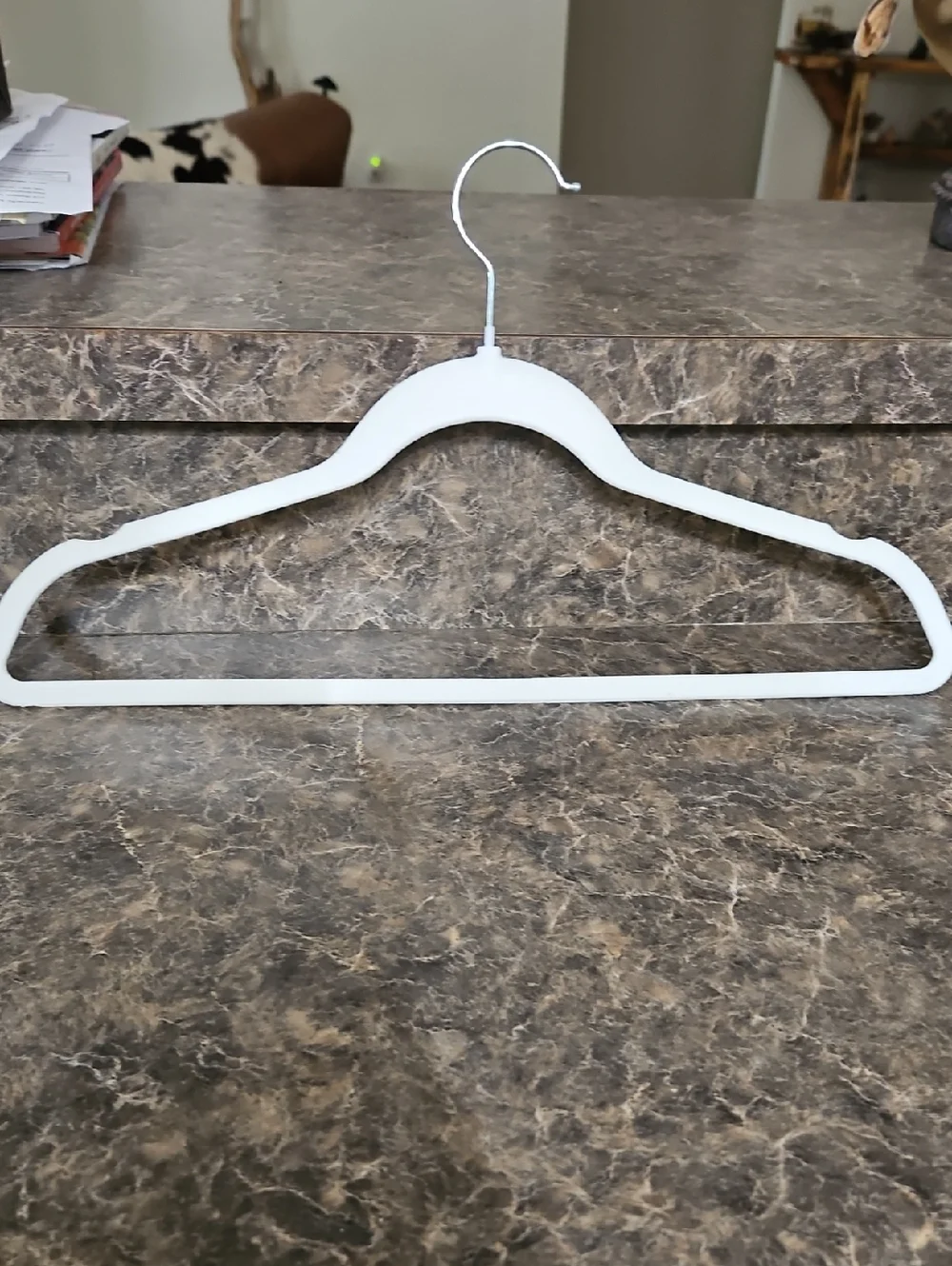 45 - White Slim Non-Slip Wardrobe Hangers with Metal Hook